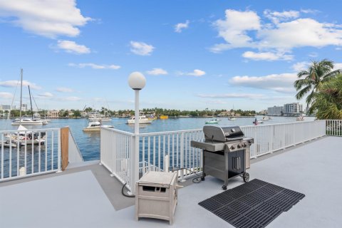 Condominio en venta en Fort Lauderdale, Florida, 1 dormitorio, 73.86 m2 № 2168026 - foto 11