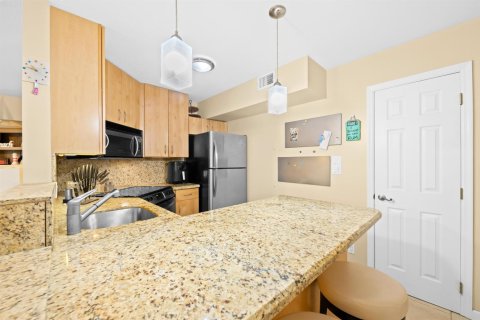 Condominio en venta en Fort Lauderdale, Florida, 1 dormitorio, 73.86 m2 № 2168026 - foto 24