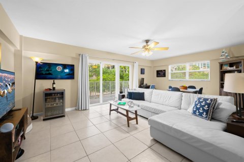 Condominio en venta en Fort Lauderdale, Florida, 1 dormitorio, 73.86 m2 № 2168026 - foto 18