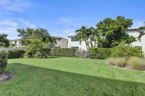 Villa ou maison à vendre à Miami, Floride: 3 chambres, 197.32 m2 № 2340522 - photo 21