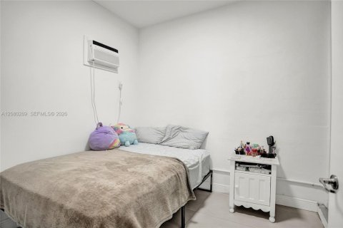 Villa ou maison à vendre à Miami, Floride: 3 chambres, 197.32 m2 № 2340522 - photo 19