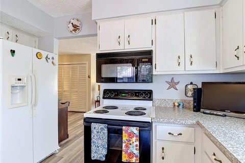 Condominio en venta en Hudson, Florida, 2 dormitorios, 106.28 m2 № 2091769 - foto 10