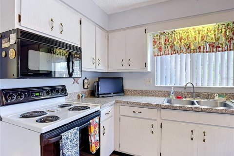 Condominio en venta en Hudson, Florida, 2 dormitorios, 106.28 m2 № 2091769 - foto 9