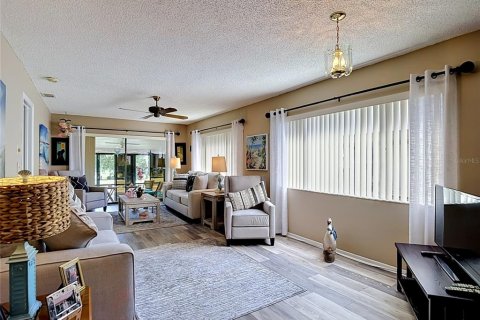 Condominio en venta en Hudson, Florida, 2 dormitorios, 106.28 m2 № 2091769 - foto 18