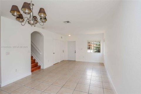 Купить таунхаус в Майами, Флорида 3 спальни, 155.89м2, № 1992881 - фото 9