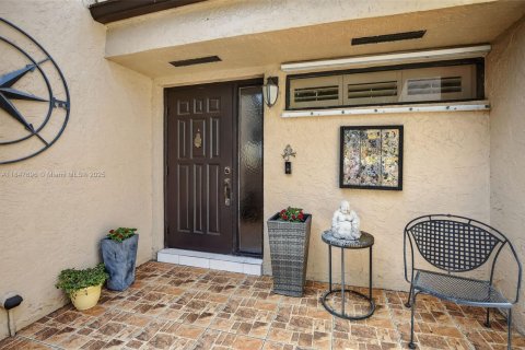 Townhouse in Plantation, Florida 2 bedrooms, 105.72 sq.m. № 1850485 - photo 3