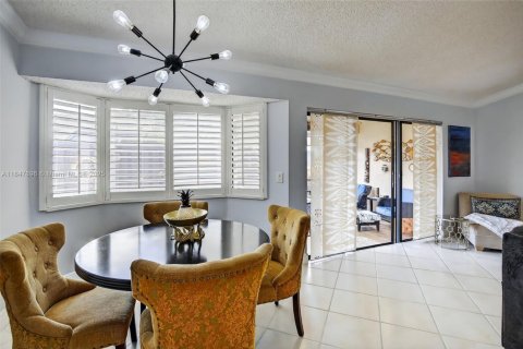 Townhouse in Plantation, Florida 2 bedrooms, 105.72 sq.m. № 1850485 - photo 7