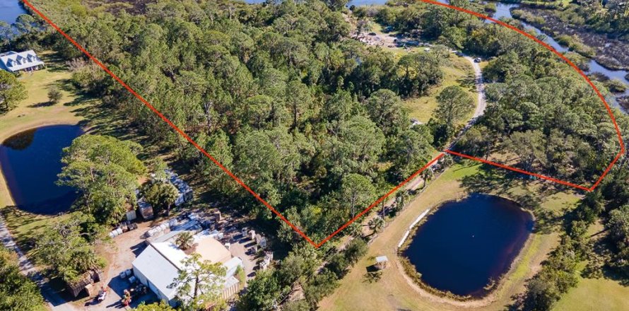 Land in New Smyrna Beach, Florida № 1522748