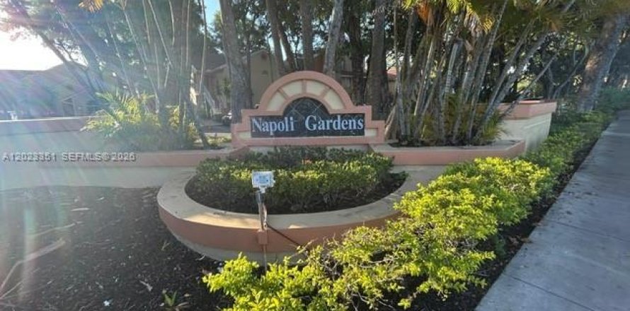 Condo in Coral Springs, Florida, 1 bedroom № 2257161