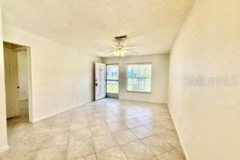 Appartement à louer à DeLand, Floride: 2 chambres, 78.08 m2 № 2385972 - photo 3