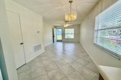 Appartement à louer à DeLand, Floride: 2 chambres, 78.08 m2 № 2385972 - photo 5