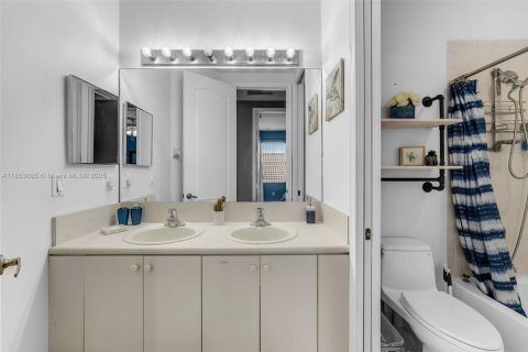 Villa ou maison à vendre à Homestead, Floride: 4 chambres, 194.54 m2 № 1962709 - photo 27