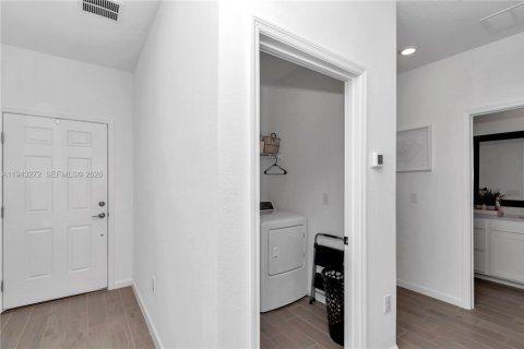 Casa en venta en Williston, Florida, 3 dormitorios, 143.81 m2 № 2088738 - foto 11