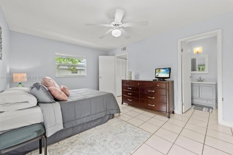 Condo in Delray Beach, Florida, 1 bedroom  № 1995997 - photo 16