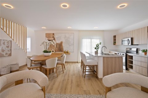 Adosado en venta en Florida City, Florida, 3 dormitorios, 161.28 m2 № 2000700 - foto 10