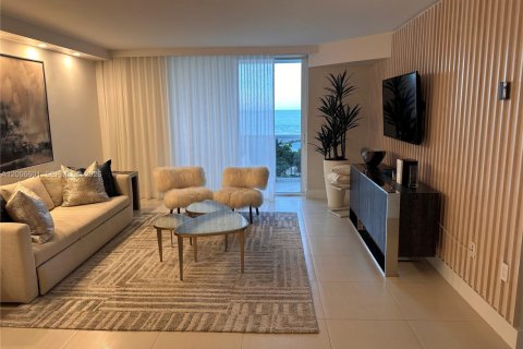 Copropriété à louer à Bal Harbour, Floride: 2 chambres, 98.1 m2 № 2145684 - photo 8