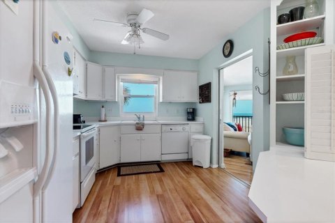 Copropriété à louer à Sarasota, Floride: 2 chambres, 148.27 m2 № 1905836 - photo 12