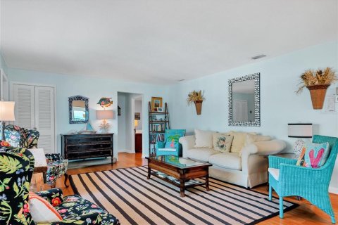 Copropriété à louer à Sarasota, Floride: 2 chambres, 148.27 m2 № 1905836 - photo 5