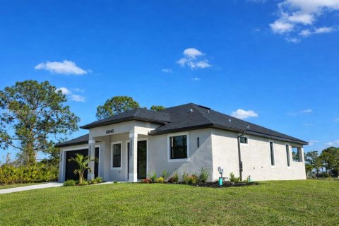 House in LaBelle, Florida 3 bedrooms, 145.95 sq.m. № 2068120