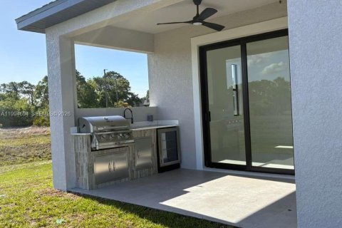 House in LaBelle, Florida 3 bedrooms, 145.95 sq.m. № 2068120 - photo 27