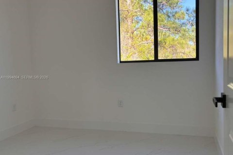 House in LaBelle, Florida 3 bedrooms, 145.95 sq.m. № 2068120 - photo 19