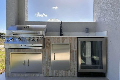 House in LaBelle, Florida 3 bedrooms, 145.95 sq.m. № 2068120 - photo 28