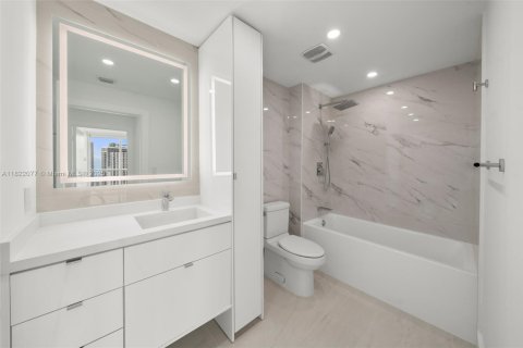 Condominio en venta en Miami, Florida, 2 dormitorios, 115.11 m2 № 1787032 - foto 22