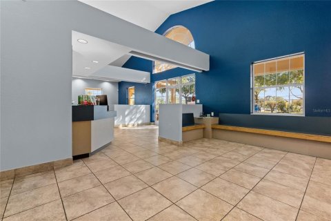 Propiedad comercial en venta en Mount Dora, Florida, 665.09 m2 № 2108985 - foto 15