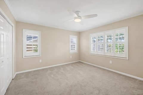 House in Sarasota, Florida 3 bedrooms, 267.37 sq.m. № 1723336 - photo 22