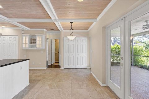 House in Sarasota, Florida 3 bedrooms, 267.37 sq.m. № 1723336 - photo 15