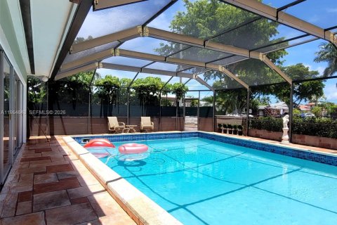 Купить виллу или дом в Норт-Майами, Флорида 4 спальни, 199.09м2, № 2027079 - фото 15