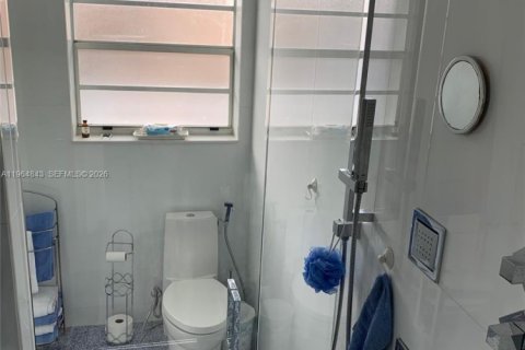 Купить виллу или дом в Норт-Майами, Флорида 4 спальни, 199.09м2, № 2027079 - фото 4