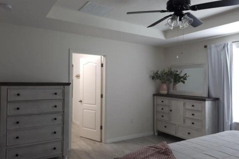 House in Palm Bay, Florida 3 bedrooms, 174.1 sq.m. № 2083823 - photo 14
