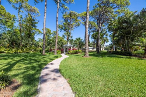 Land in Palm Harbor, Florida № 1894879 - photo 1
