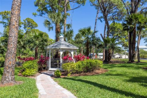 Land in Palm Harbor, Florida № 1894879 - photo 2