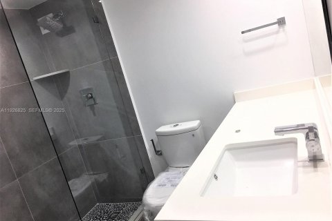 Copropriété à louer à Miami Beach, Floride: 1 chambre, 79.15 m2 № 1985778 - photo 12