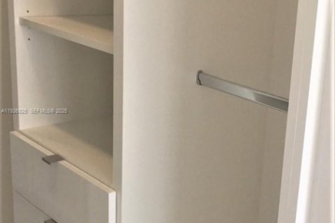 Copropriété à louer à Miami Beach, Floride: 1 chambre, 79.15 m2 № 1985778 - photo 15