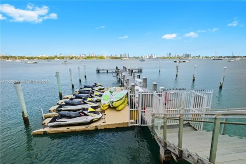 Copropriété à louer à Miami Beach, Floride: 1 chambre, 79.15 m2 № 1985778 - photo 17