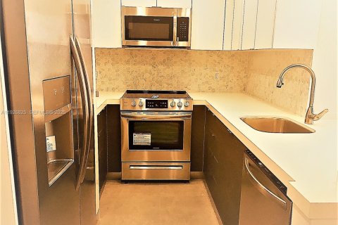 Copropriété à louer à Miami Beach, Floride: 1 chambre, 79.15 m2 № 1985778 - photo 7