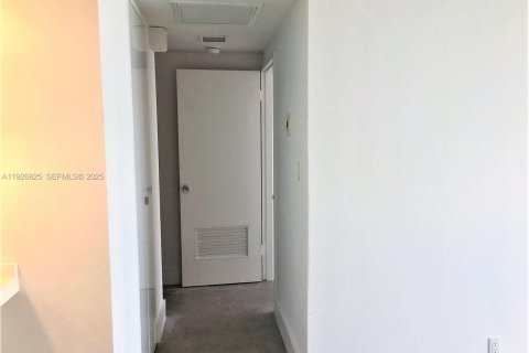 Copropriété à louer à Miami Beach, Floride: 1 chambre, 79.15 m2 № 1985778 - photo 9