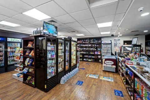 Copropriété à louer à Miami Beach, Floride: 1 chambre, 79.15 m2 № 1985778 - photo 25