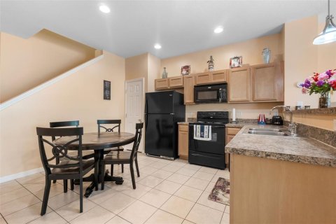 Townhouse in Kissimmee, Florida 3 bedrooms, 126.53 sq.m. № 1781177 - photo 6
