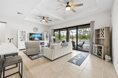 Casa en venta en Cape Coral, Florida, 3 dormitorios, 159.42 m2 № 2384038 - foto 14