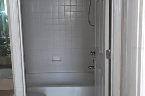 Appartement à louer à Gainesville, Floride: 2 chambres, 102.01 m2 № 2412554 - photo 10