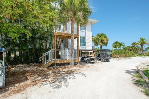 Condominio en venta en Placida, Florida, 2 dormitorios, 97.36 m2 № 2197791 - foto 3