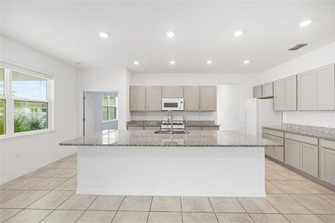Casa en alquiler en Ocala, Florida, 5 dormitorios, 319.96 m2 № 1913890 - foto 15