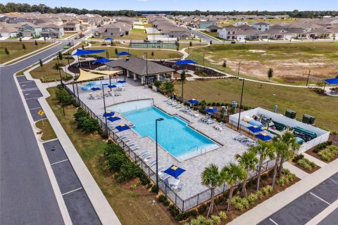 Casa en alquiler en Ocala, Florida, 5 dormitorios, 319.96 m2 № 1913890 - foto 2