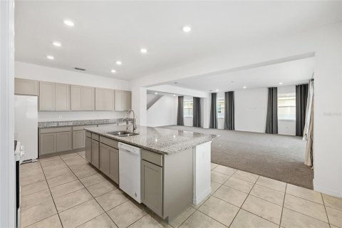 Casa en alquiler en Ocala, Florida, 5 dormitorios, 319.96 m2 № 1913890 - foto 17