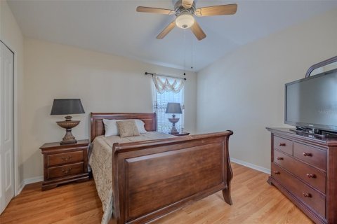 Touwnhouse à vendre à Fish Hawk, Floride: 2 chambres, 128.48 m2 № 2100166 - photo 12