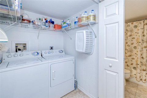 Condo in Punta Gorda, Florida, 2 bedrooms № 2115029 - photo 18